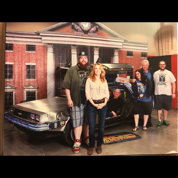 Meet your posher, Mandi ๐ - Picture 5 of 6